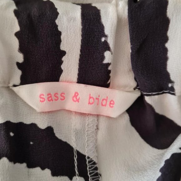 ✨HOST PICK✨ Sass & Bide Mirrored Shapes 100% Silk Pants - Picture 4 of 4